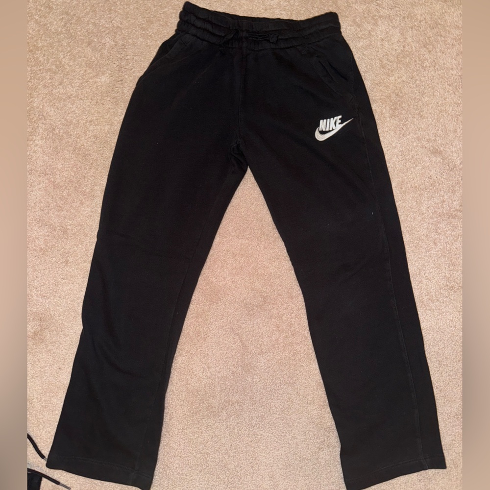 NIKE Boys Size Medium Sweat Pants
